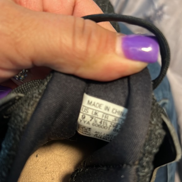 Gently worn pair of Adidas All black Ultraboost shoes. - Picture 5 of 5